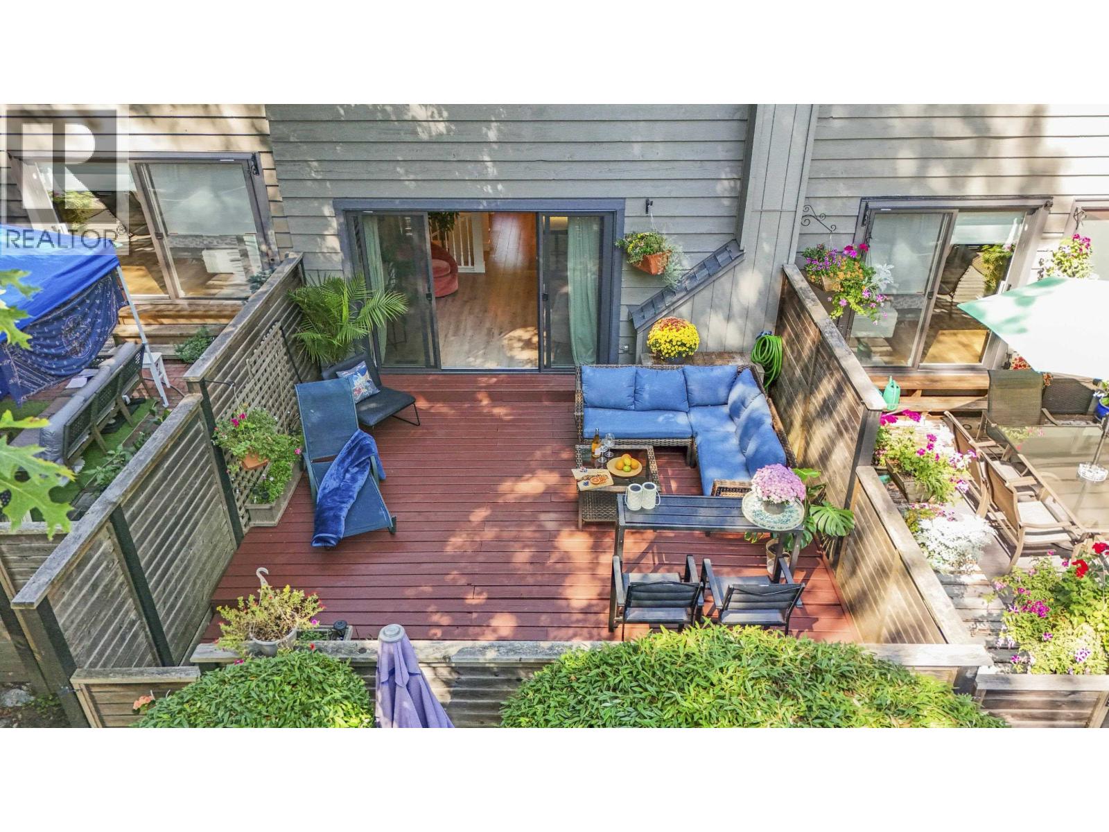 49 1910 Cedar Village Crescent, North Vancouver, British Columbia  V7J 3M5 - Photo 12 - R3076252