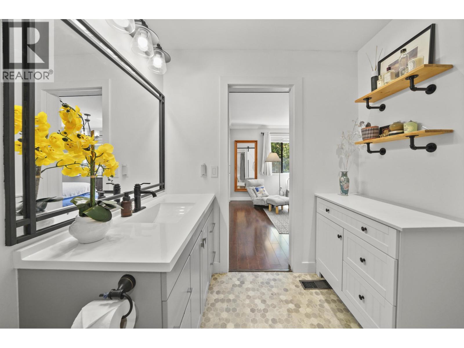 49 1910 Cedar Village Crescent, North Vancouver, British Columbia  V7J 3M5 - Photo 21 - R3076252