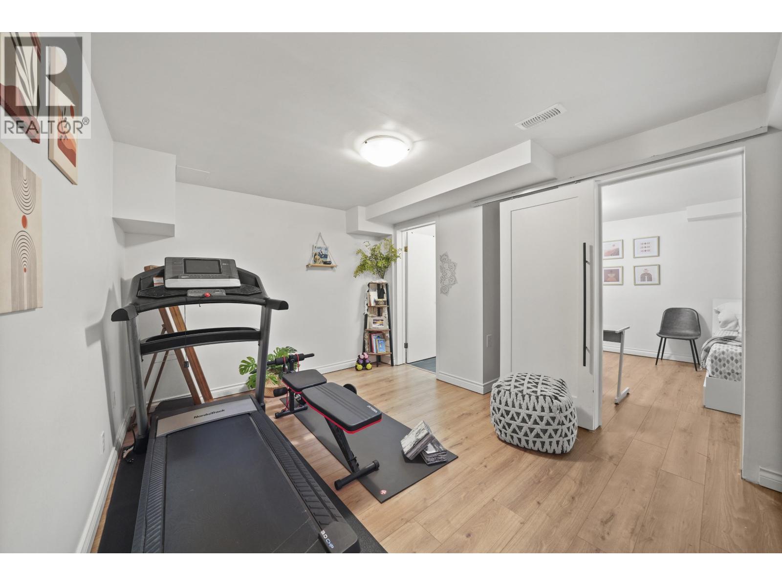 49 1910 Cedar Village Crescent, North Vancouver, British Columbia  V7J 3M5 - Photo 30 - R3076252