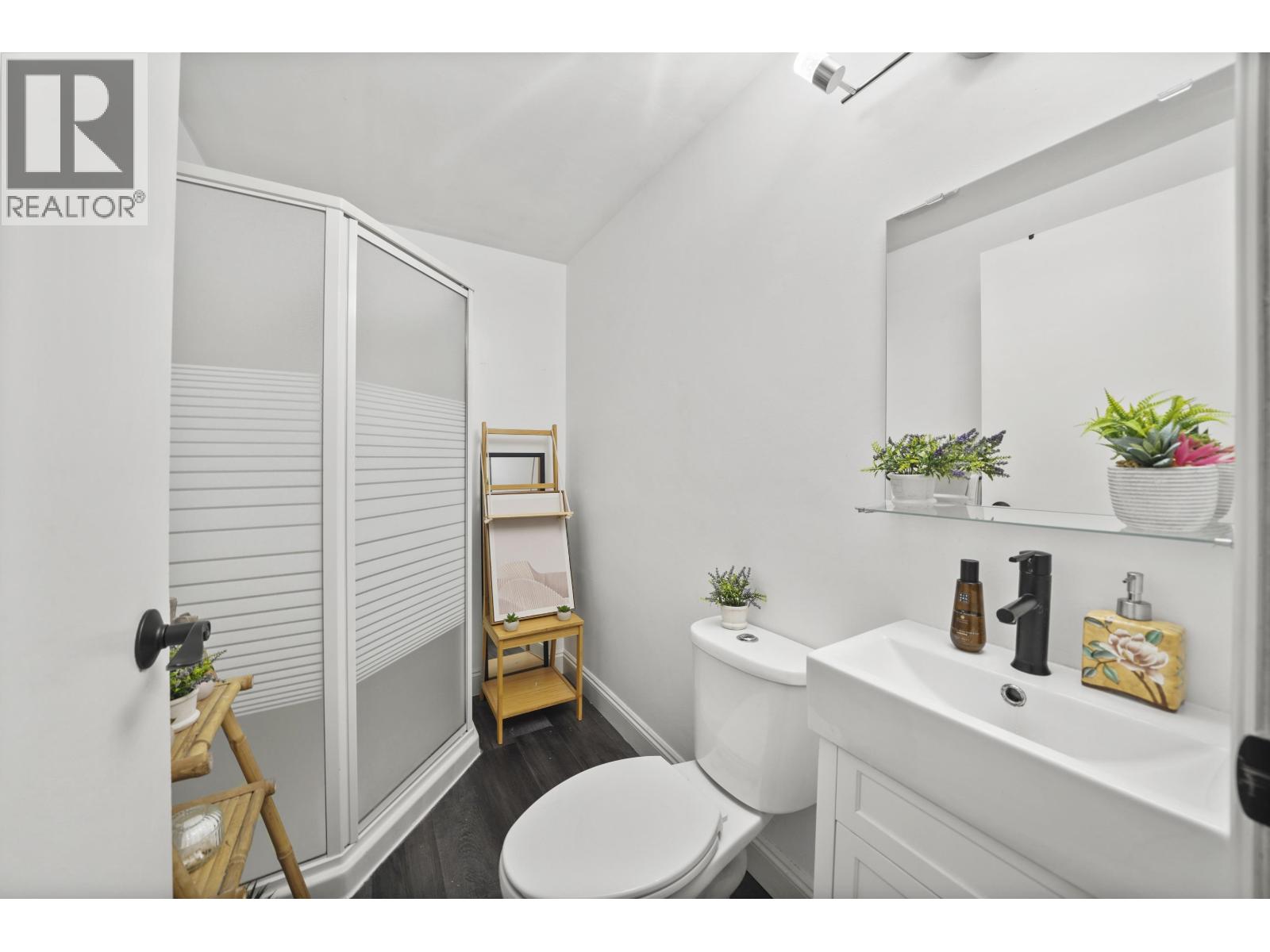 49 1910 Cedar Village Crescent, North Vancouver, British Columbia  V7J 3M5 - Photo 33 - R3076252