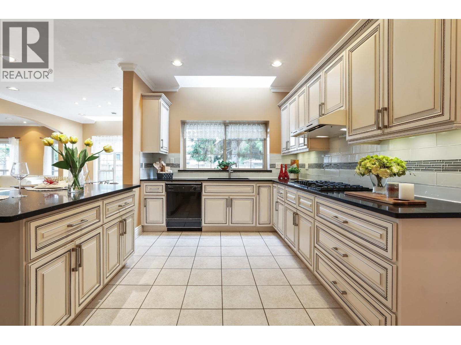 7460 Lombard Road, Richmond, British Columbia V7C 3N1 - Photo 5 - R3076254