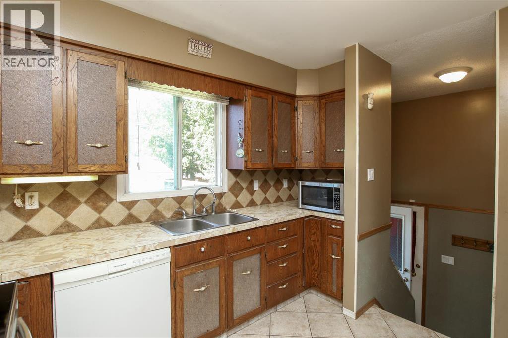 74 Nichols Crescent, Red Deer, Alberta  T4P 1P6 - Photo 12 - A2271594