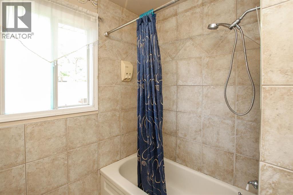 74 Nichols Crescent, Red Deer, Alberta  T4P 1P6 - Photo 23 - A2271594