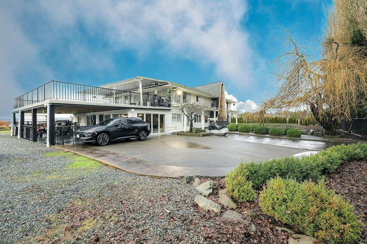 8415 184 Street, Surrey, British Columbia V4N 6G4 - Photo 3 - R3075069