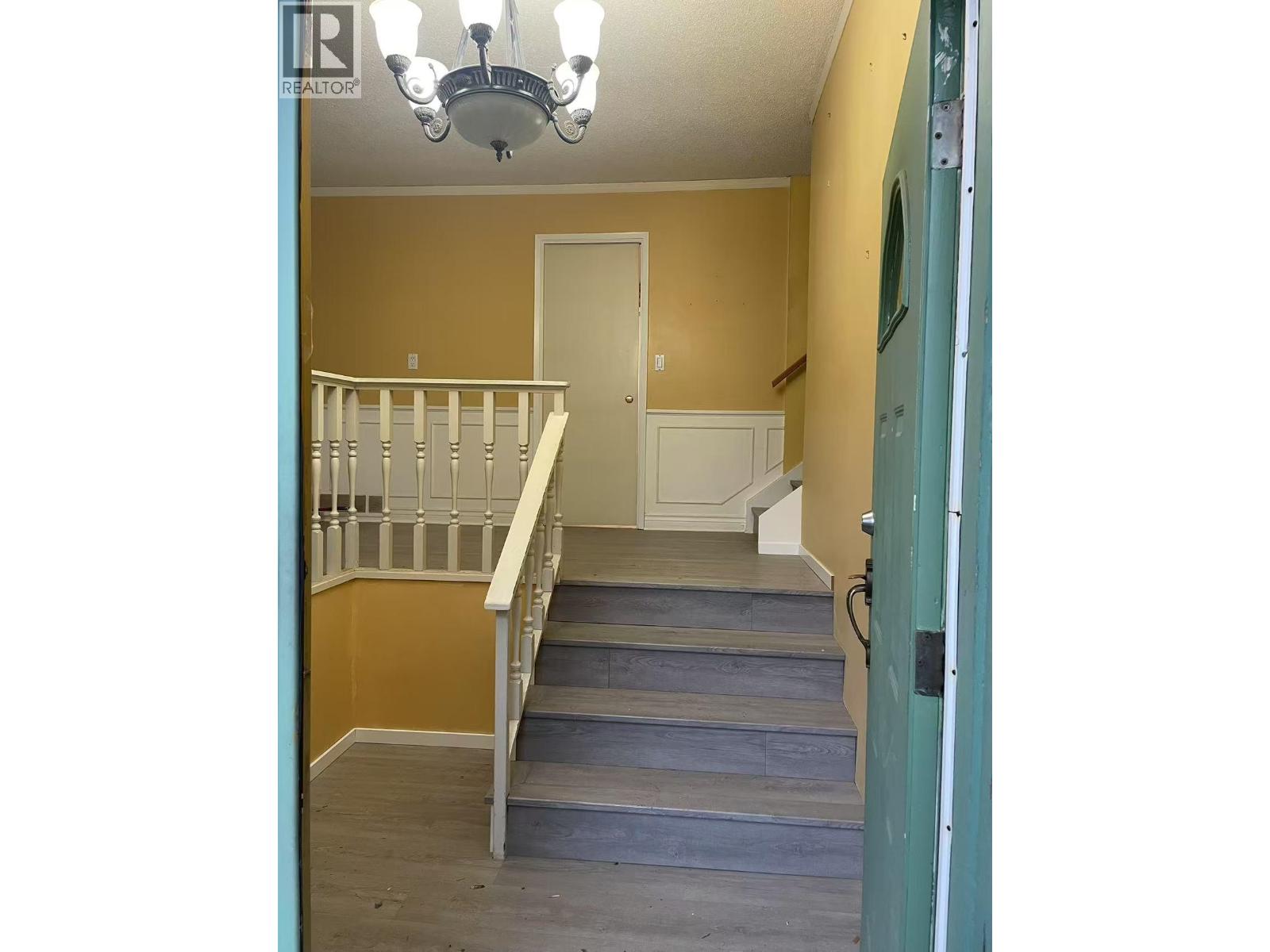 9571 Glenthorne Drive, Richmond, British Columbia  V7A 1Y3 - Photo 5 - R3075906