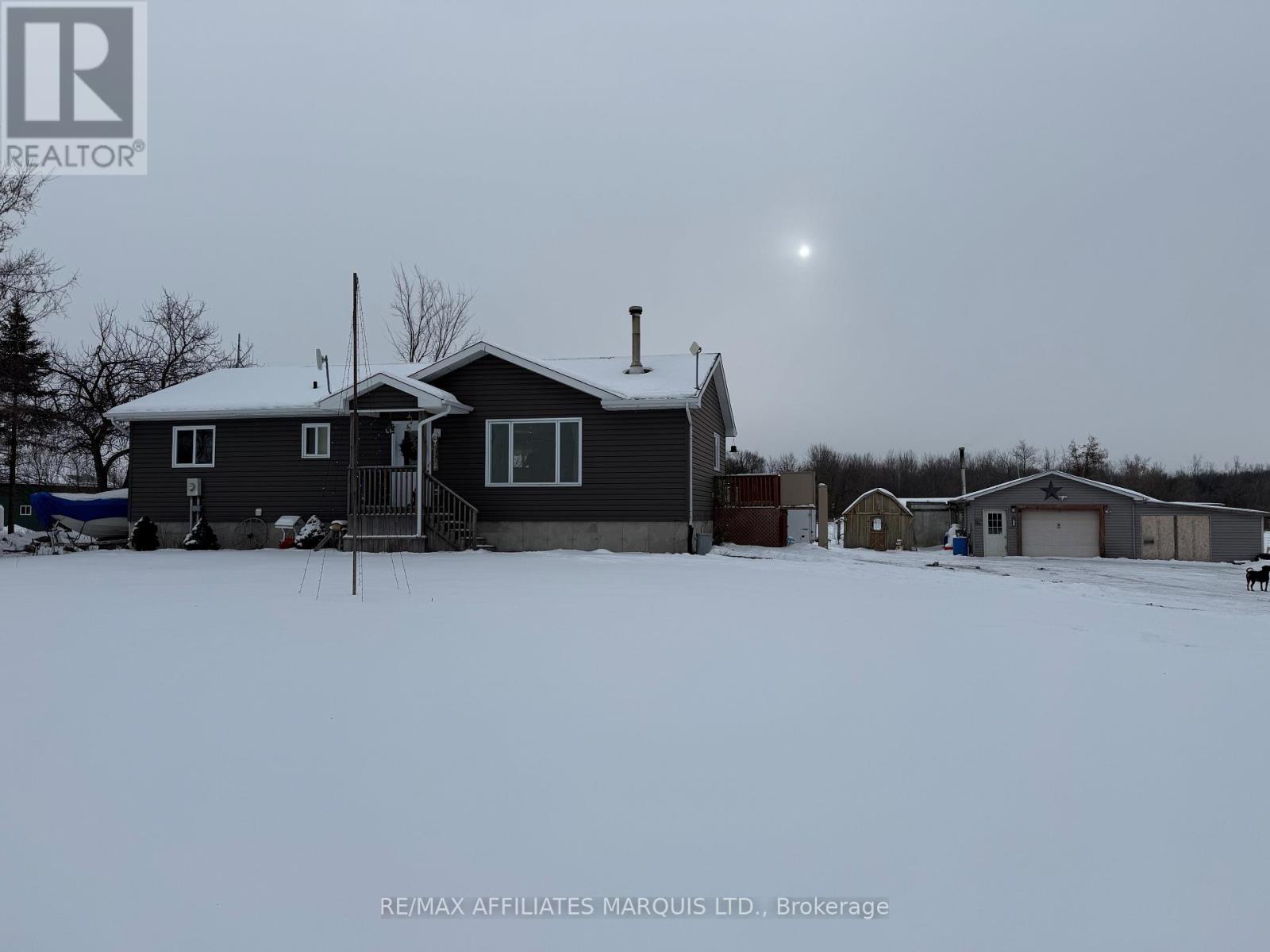 16902 Myers Road, South Stormont, Ontario  K0C 2A0 - Photo 1 - X12664562