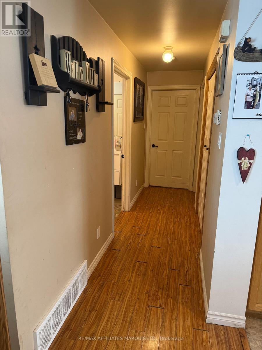 16902 Myers Road, South Stormont, Ontario  K0C 2A0 - Photo 8 - X12664562