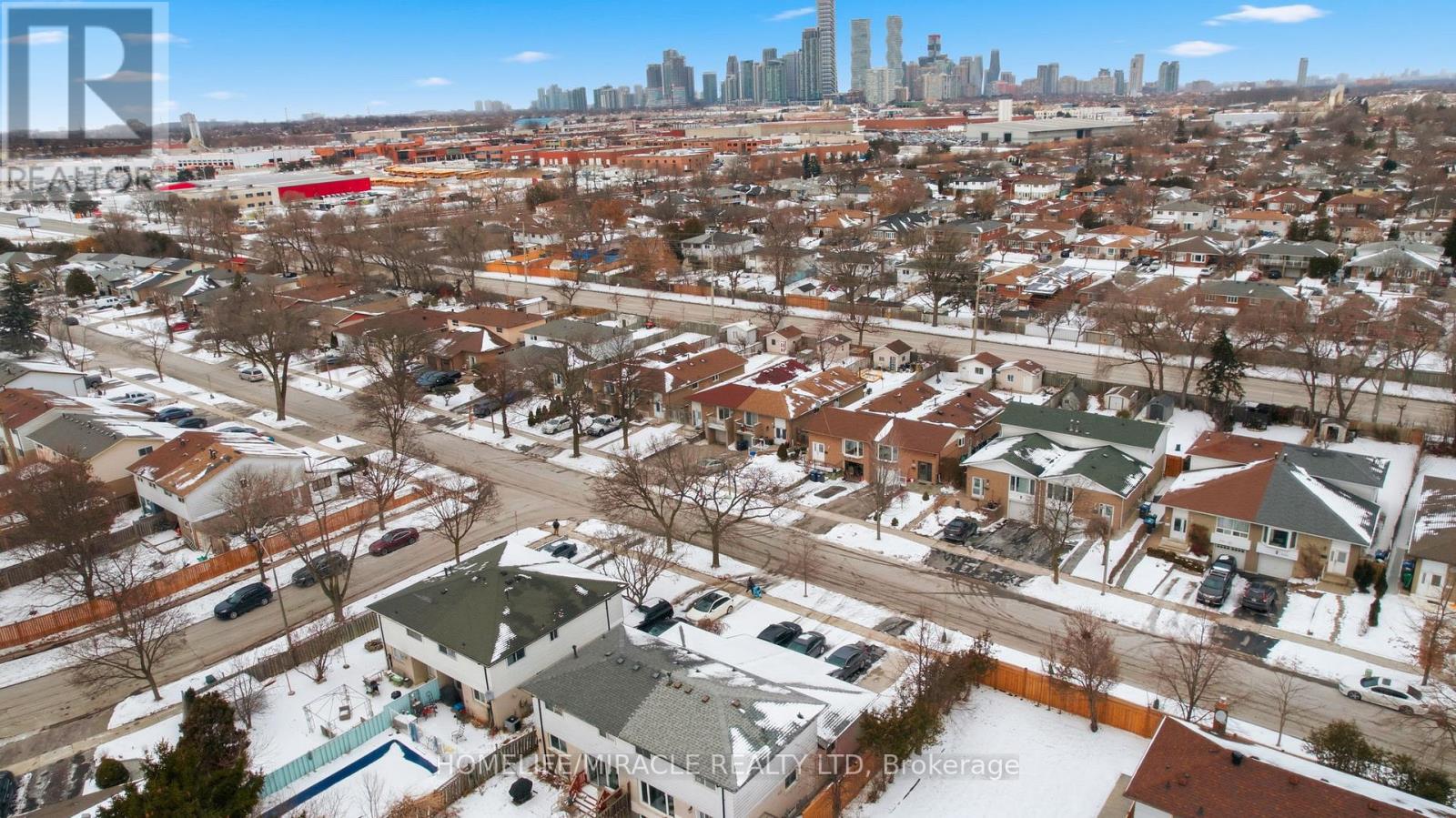 3684 Ellengale Drive, Mississauga, Ontario  L5C 1Z7 - Photo 44 - W12664546