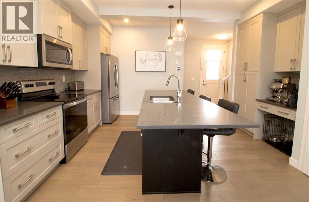 103 Sunrise Common, Cochrane, Alberta  T4C 2S2 - Photo 13 - A2247966