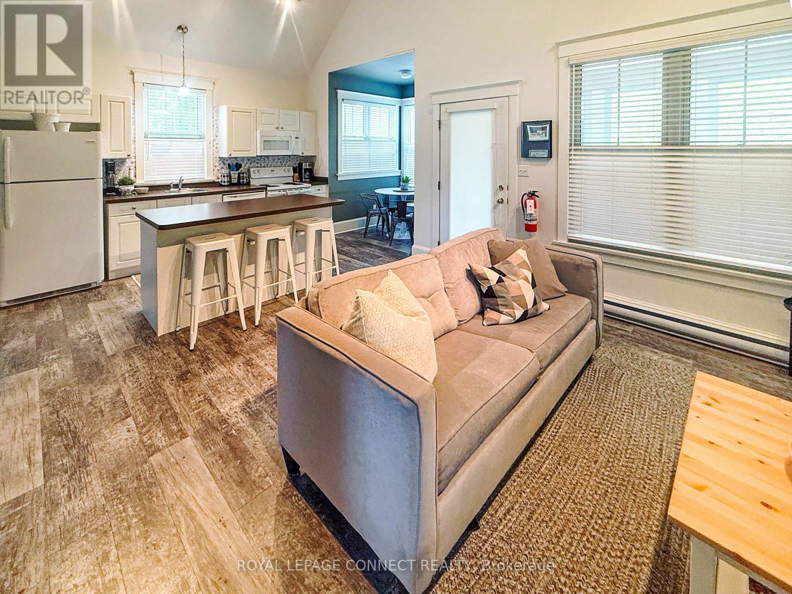 199 - 32 Hollow Lane, Prince Edward County, Ontario  K0K 1P0 - Photo 9 - X12664542