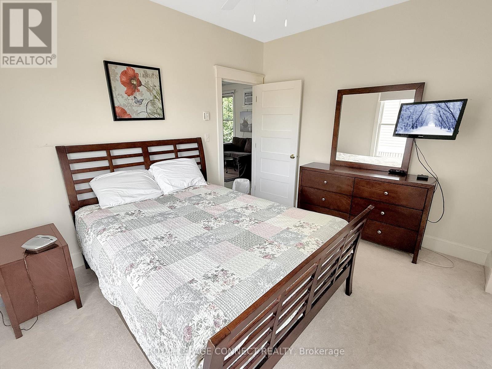 27 - 13 Butternut Lane, Prince Edward County, Ontario  K0K 1P0 - Photo 12 - X12664564