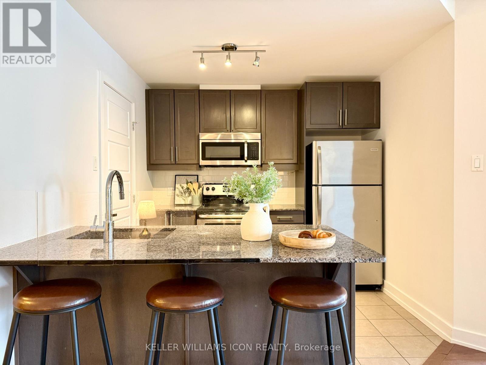 1008 - 330 Titan Private, Ottawa, Ontario K2G 1G3 - Photo 13 - X12664582