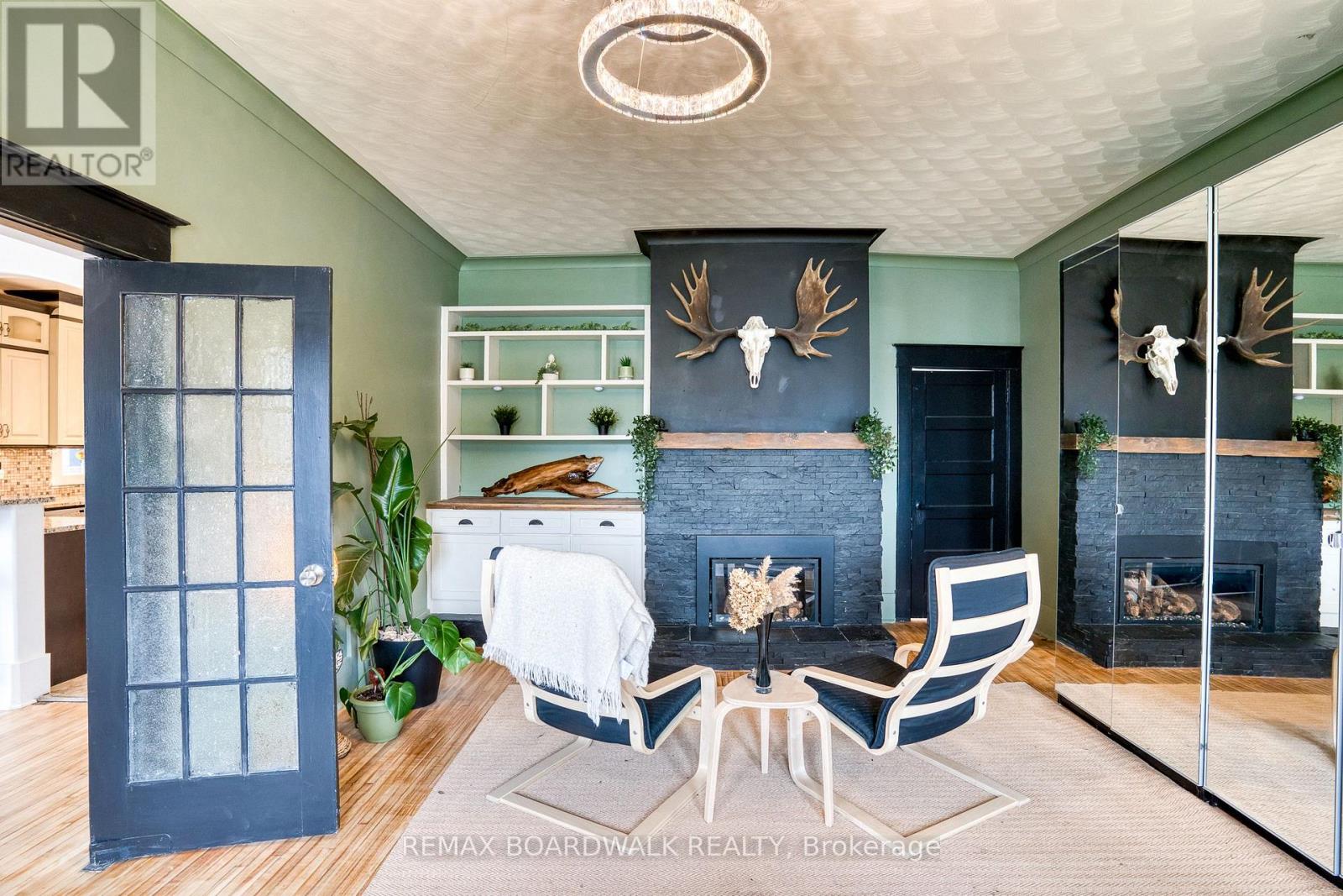 27 Allan Street, Carleton Place, Ontario  K7C 1T1 - Photo 20 - X12664614