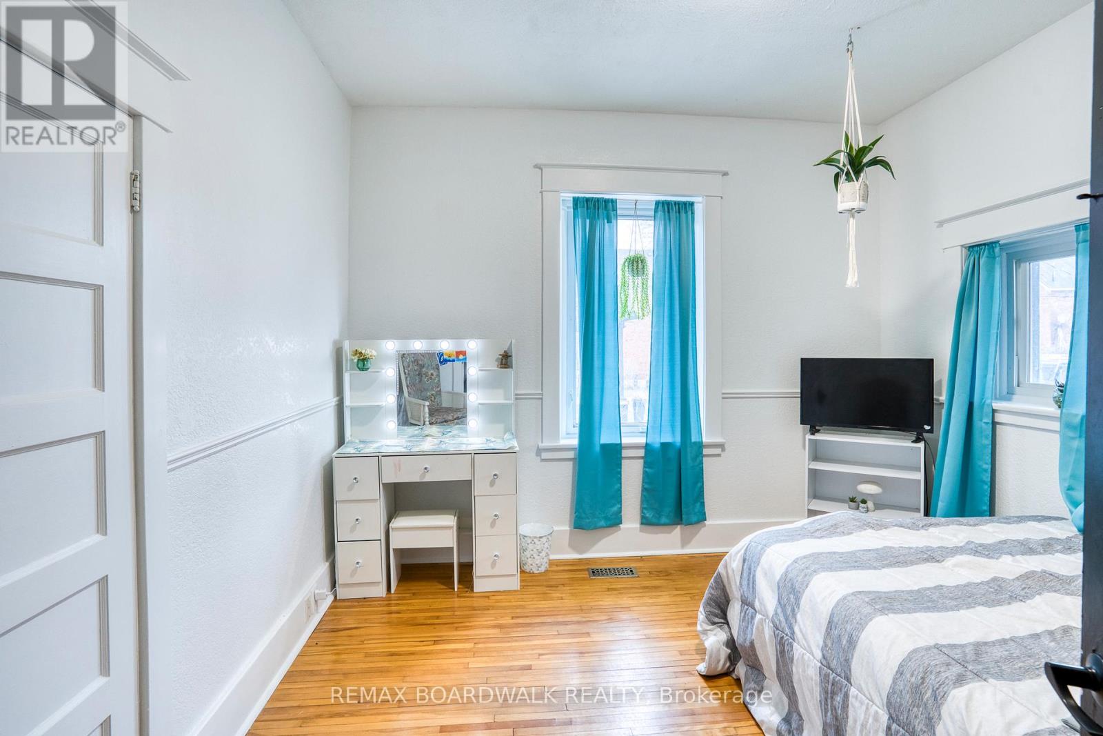 27 Allan Street, Carleton Place, Ontario  K7C 1T1 - Photo 29 - X12664614