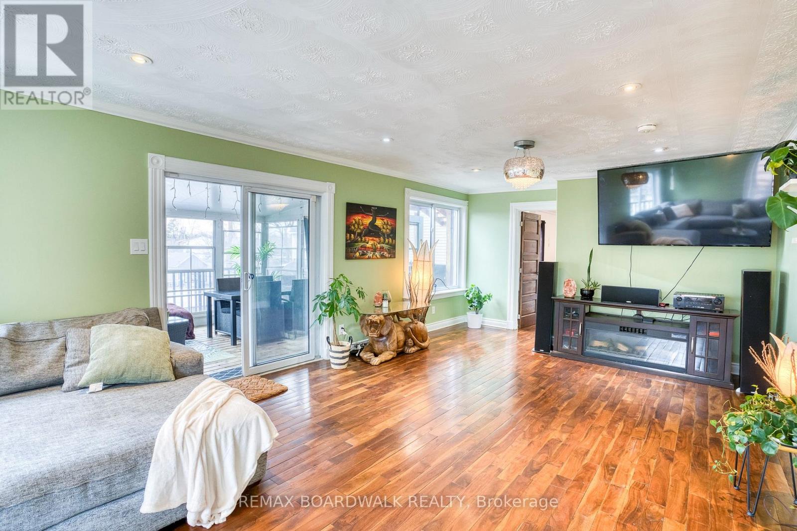 27 Allan Street, Carleton Place, Ontario  K7C 1T1 - Photo 33 - X12664614