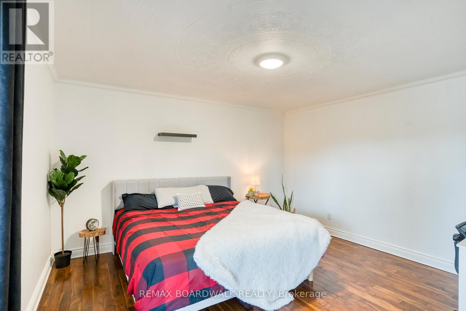 27 Allan Street, Carleton Place, Ontario  K7C 1T1 - Photo 37 - X12664614