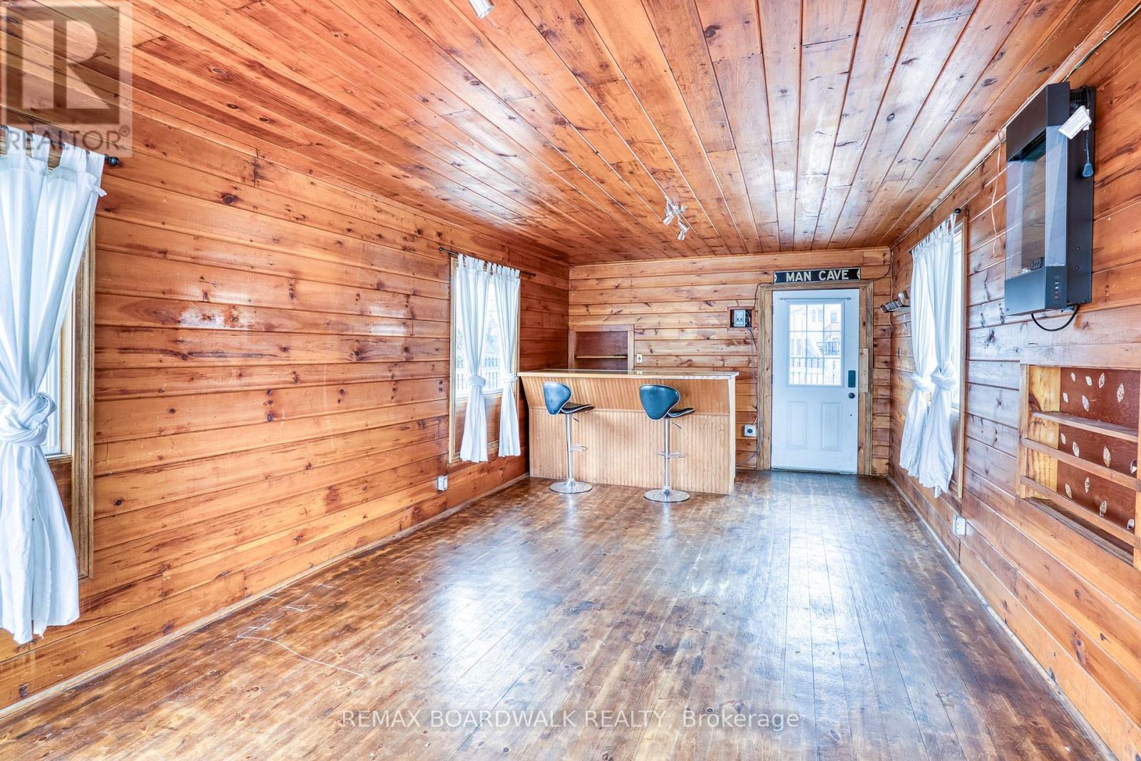 27 Allan Street, Carleton Place, Ontario  K7C 1T1 - Photo 6 - X12664614