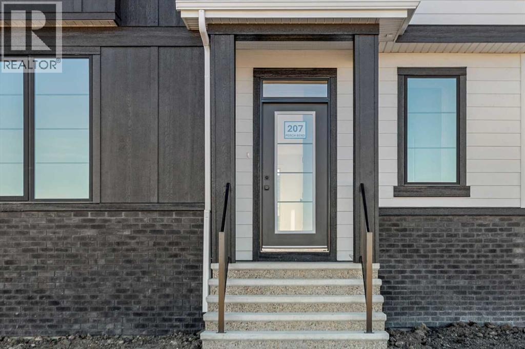 207 Perch Bend, Rural Rocky View County, Alberta  T3Z 0J9 - Photo 3 - A2263864