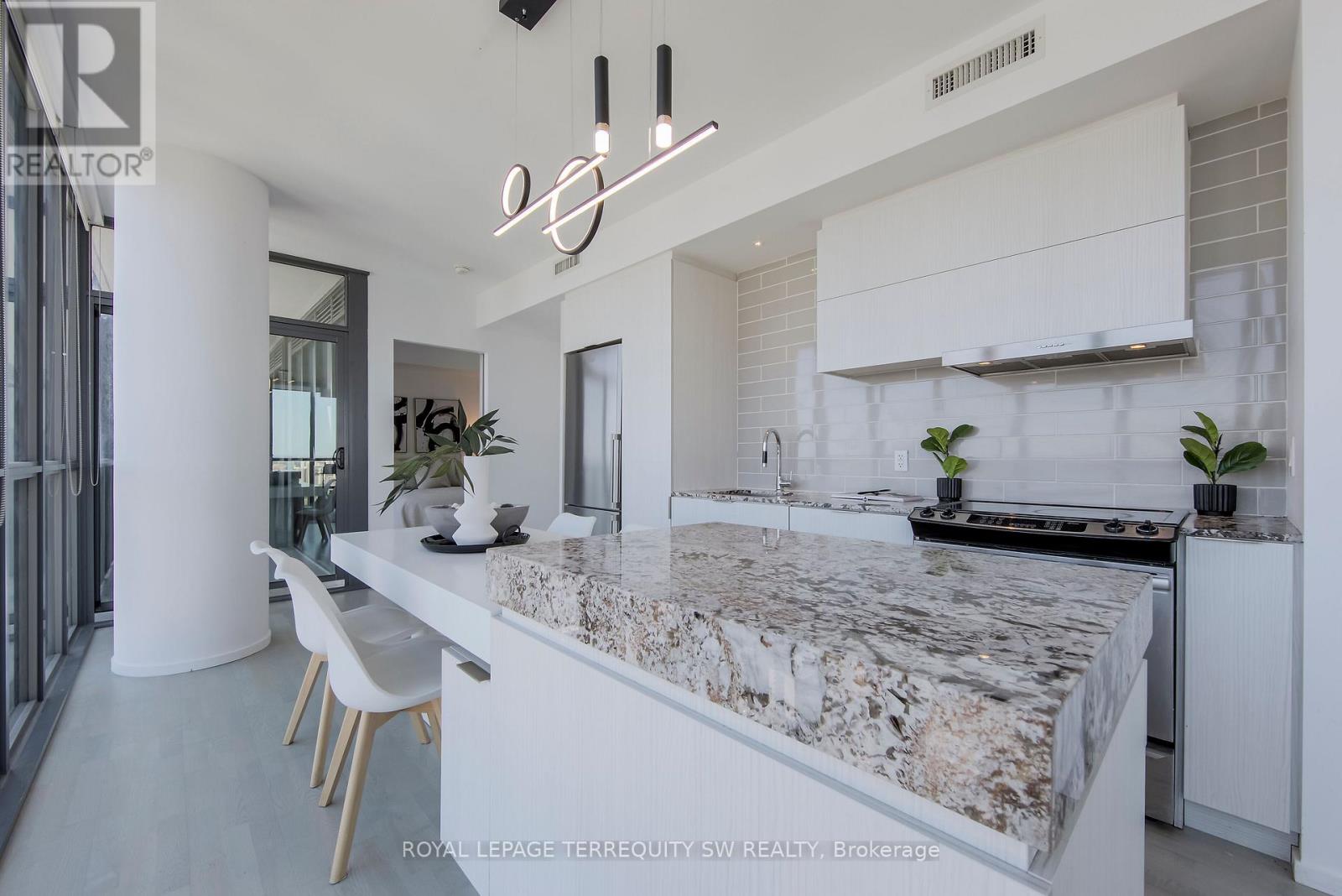 4010 - 101 Charles Street E, Toronto, Ontario  M4Y 0A9 - Photo 10 - C12664584