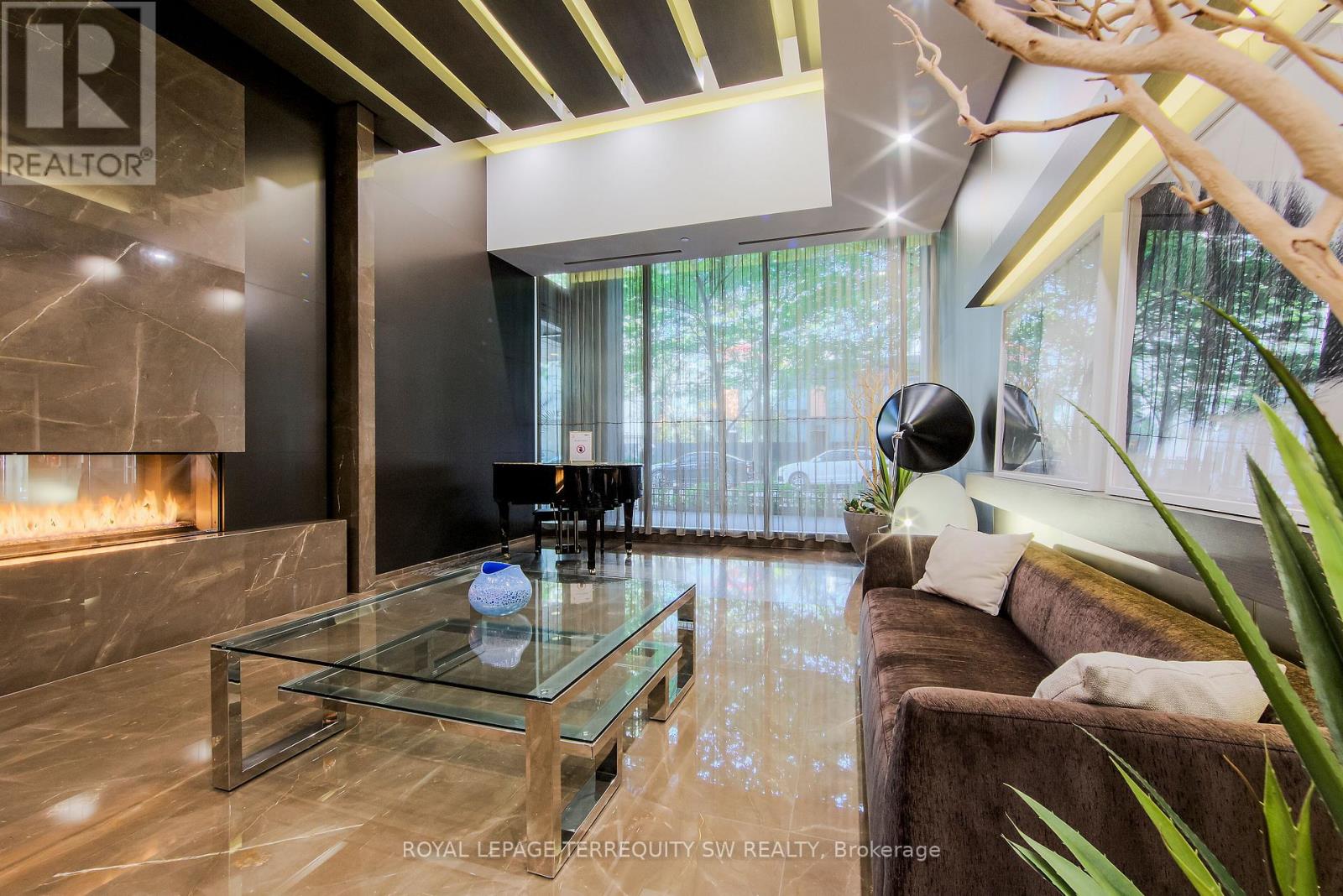 4010 - 101 Charles Street E, Toronto, Ontario  M4Y 0A9 - Photo 4 - C12664584