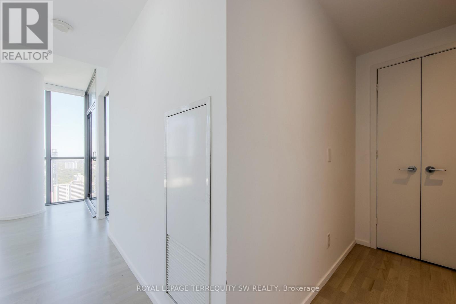 4010 - 101 Charles Street E, Toronto, Ontario  M4Y 0A9 - Photo 6 - C12664584