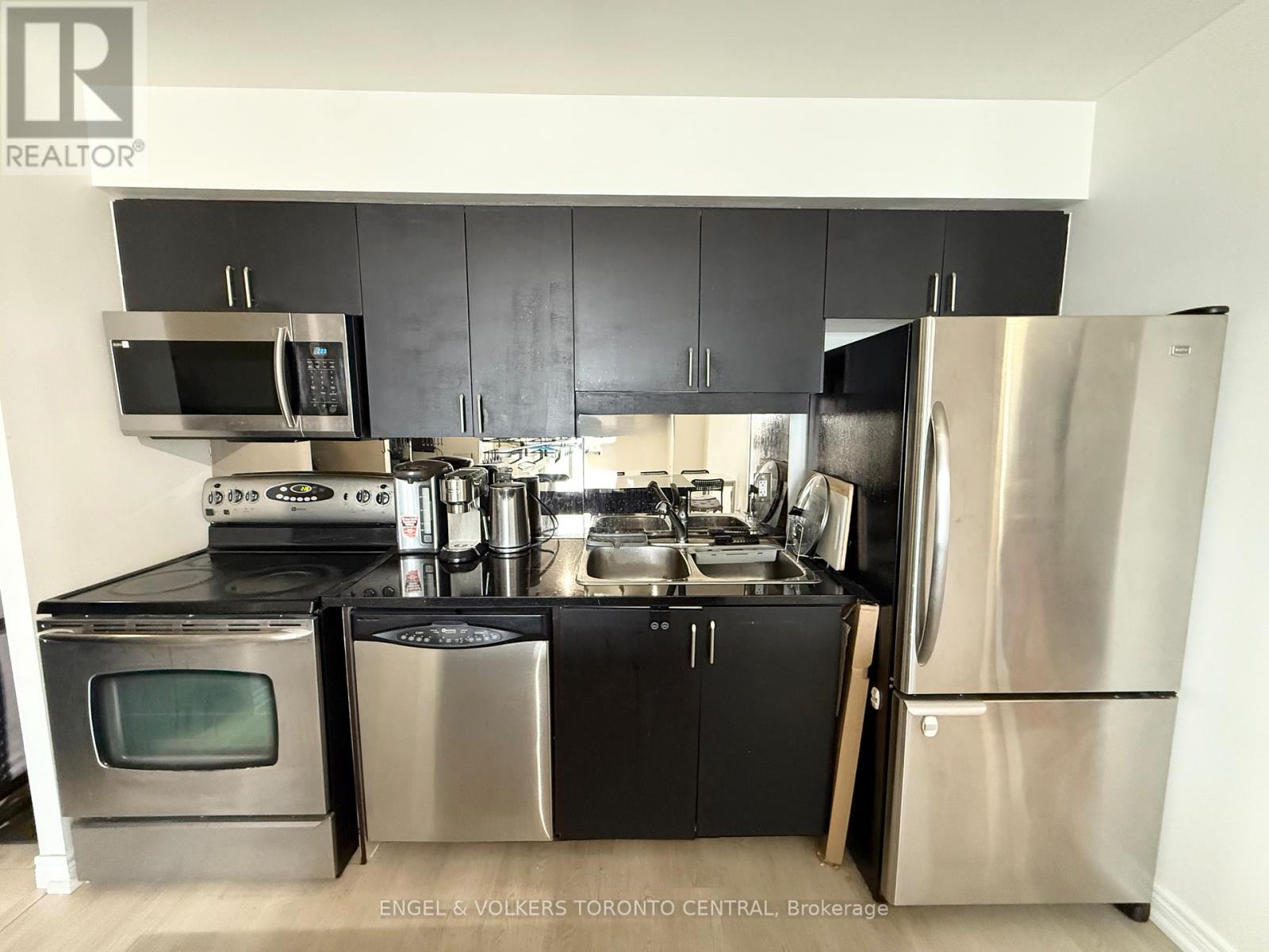 814 - 70 Town Centre Court, Toronto, Ontario  M1P 0B2 - Photo 11 - E12664594