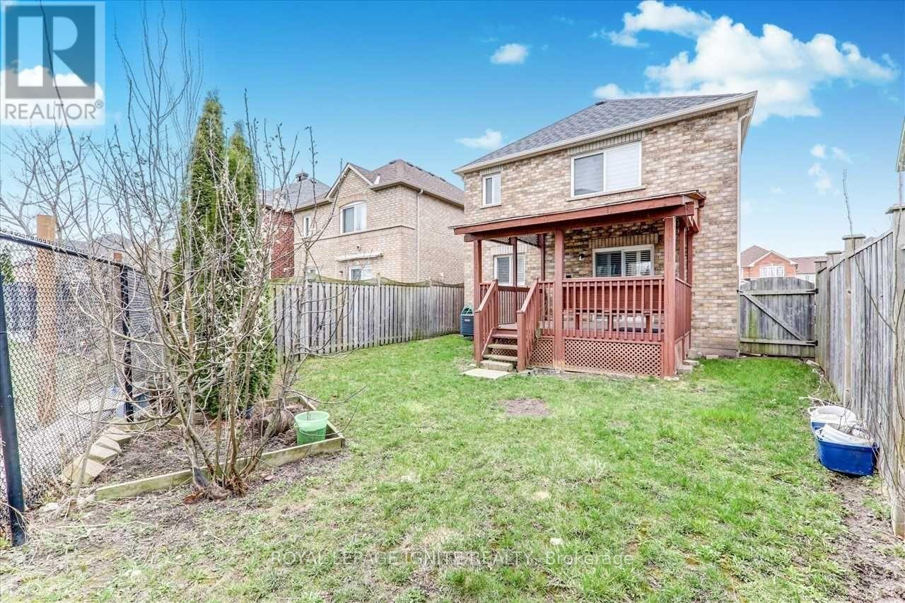 Upper - 621 Staines Road, Toronto, Ontario  M1X 2A7 - Photo 17 - E12664616