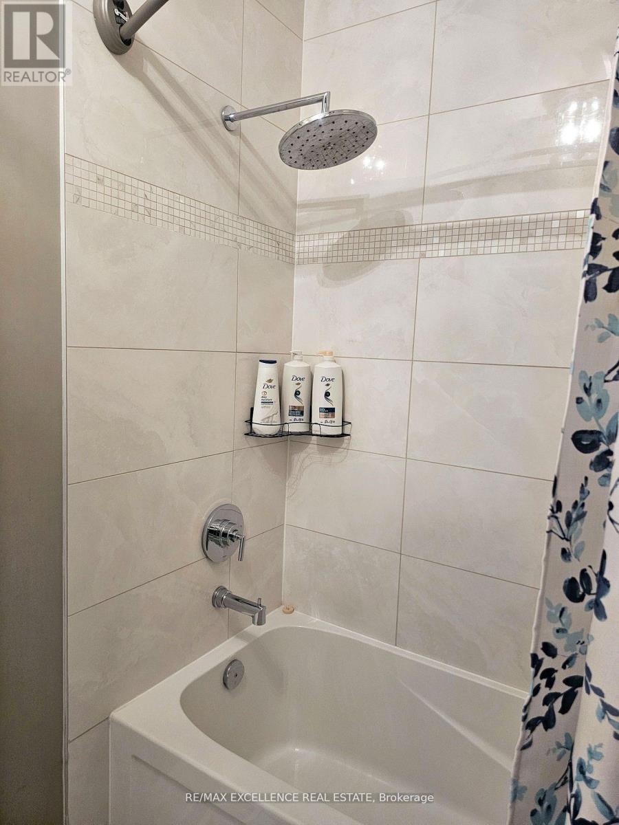 95 Gordon Randle Drive, Brampton, Ontario  L6P 4H6 - Photo 15 - W12664516