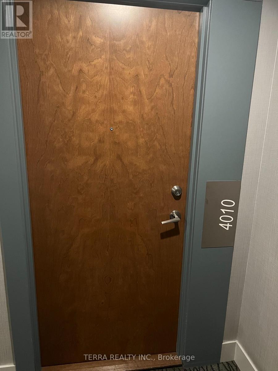 4010 - 2212 Lakeshore Boulevard W, Toronto, Ontario  M8V 3X9 - Photo 2 - W12664606