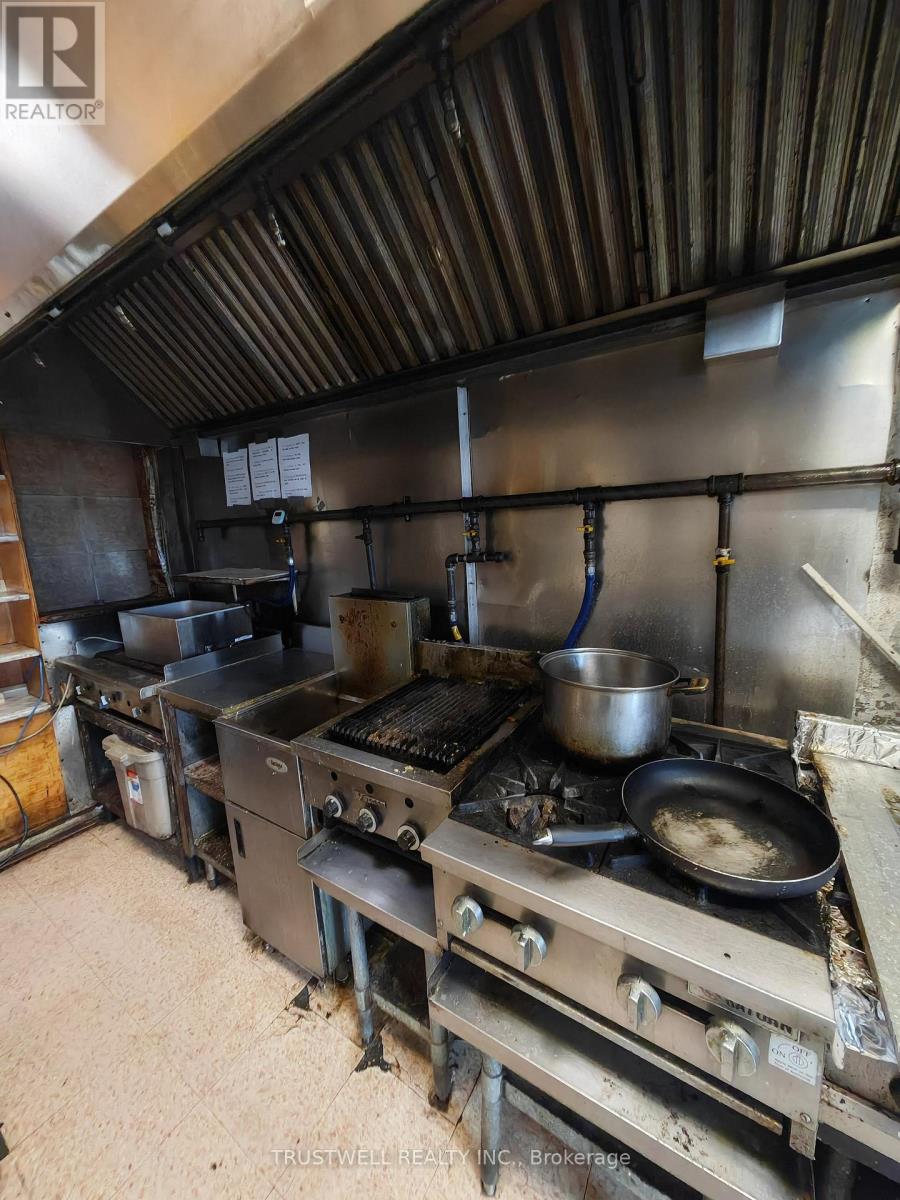 1a - 1550 South Gateway Road, Mississauga (Northeast), Ontario  L4W 5G6 - Photo 6 - W12664620