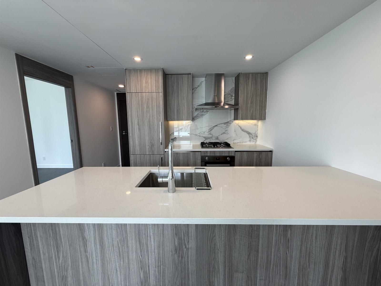 807 13768 100 Avenue, Surrey, British Columbia  V3T 0V2 - Photo 6 - R3056363