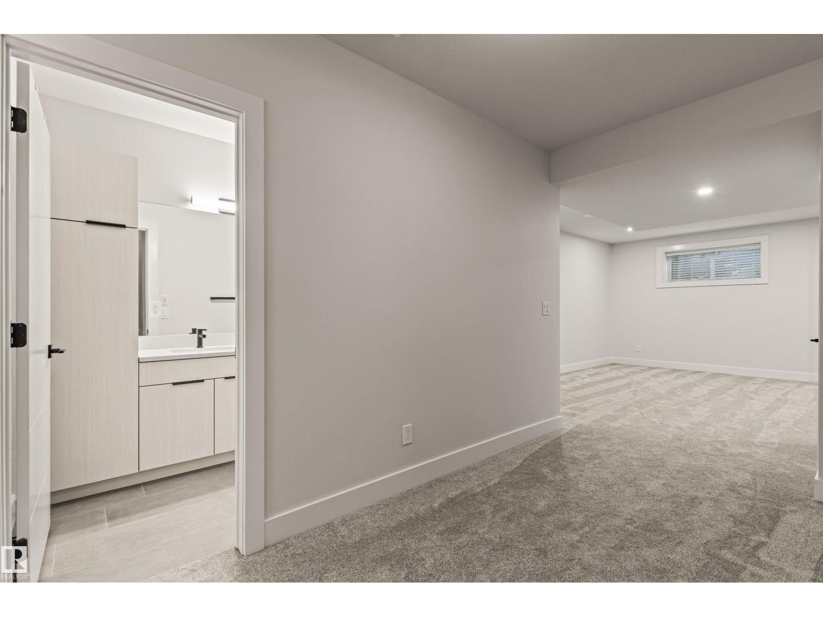 8343 Saskatchewan Dr Nw, Edmonton, Alberta  T6G 2A7 - Photo 57 - E4469108