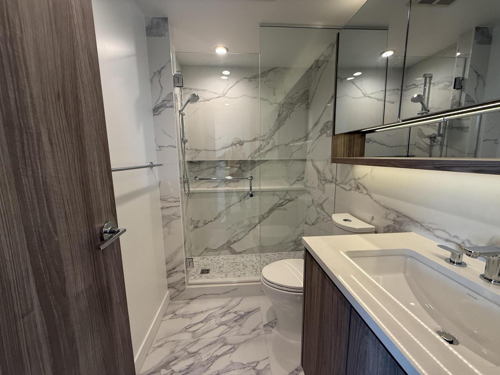 807 13768 100 Avenue, Surrey, British Columbia  V3T 0V2 - Photo 17 - R3056363