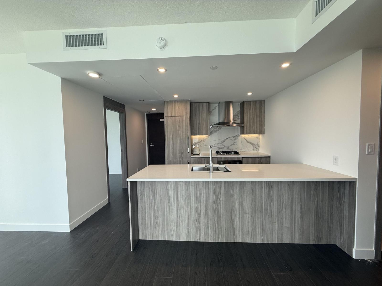 807 13768 100 Avenue, Surrey, British Columbia  V3T 0V2 - Photo 7 - R3056363