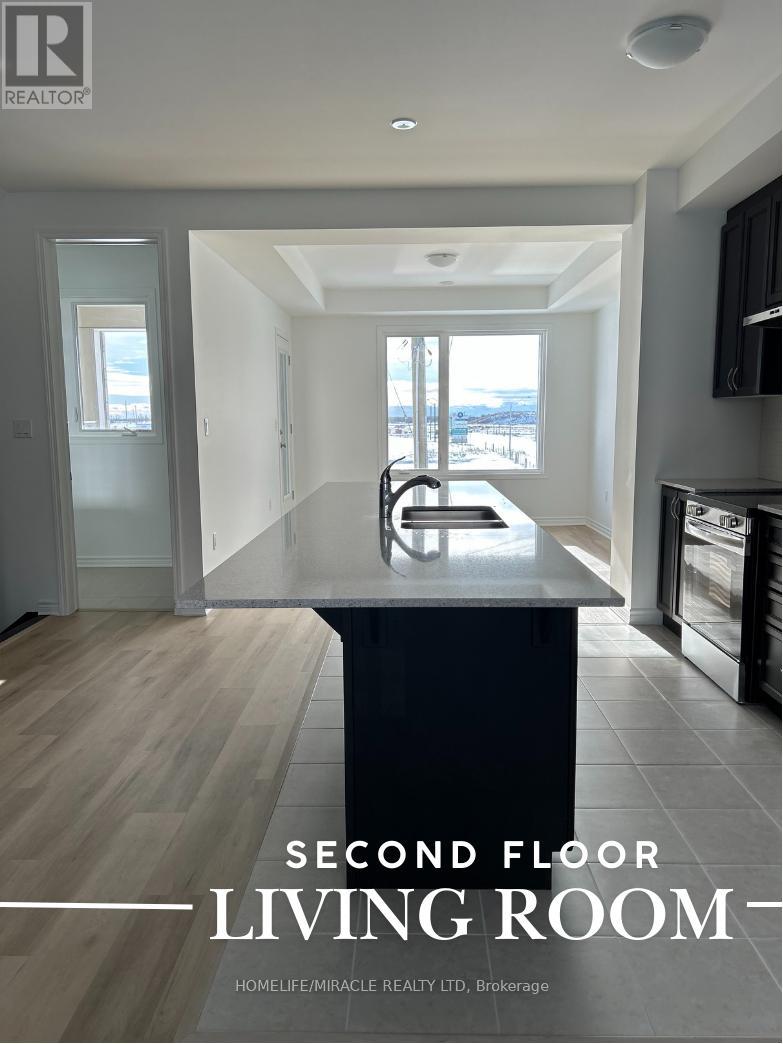 90 Pearen Lane, Barrie, Ontario  L9J 1A5 - Photo 11 - S12659626