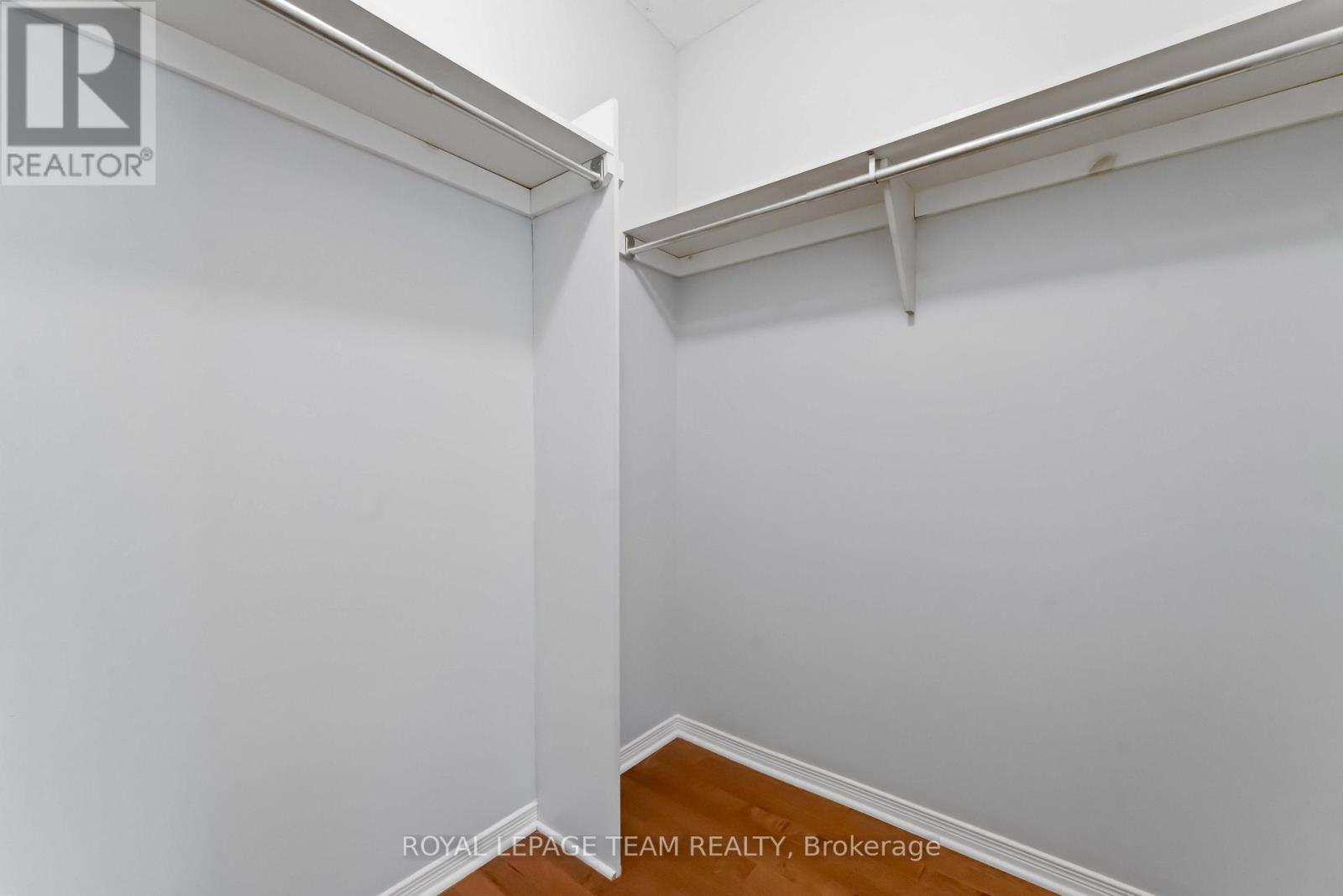 18 Ravenscroft Court, Ottawa, Ontario  K2S 1R3 - Photo 28 - X12472460