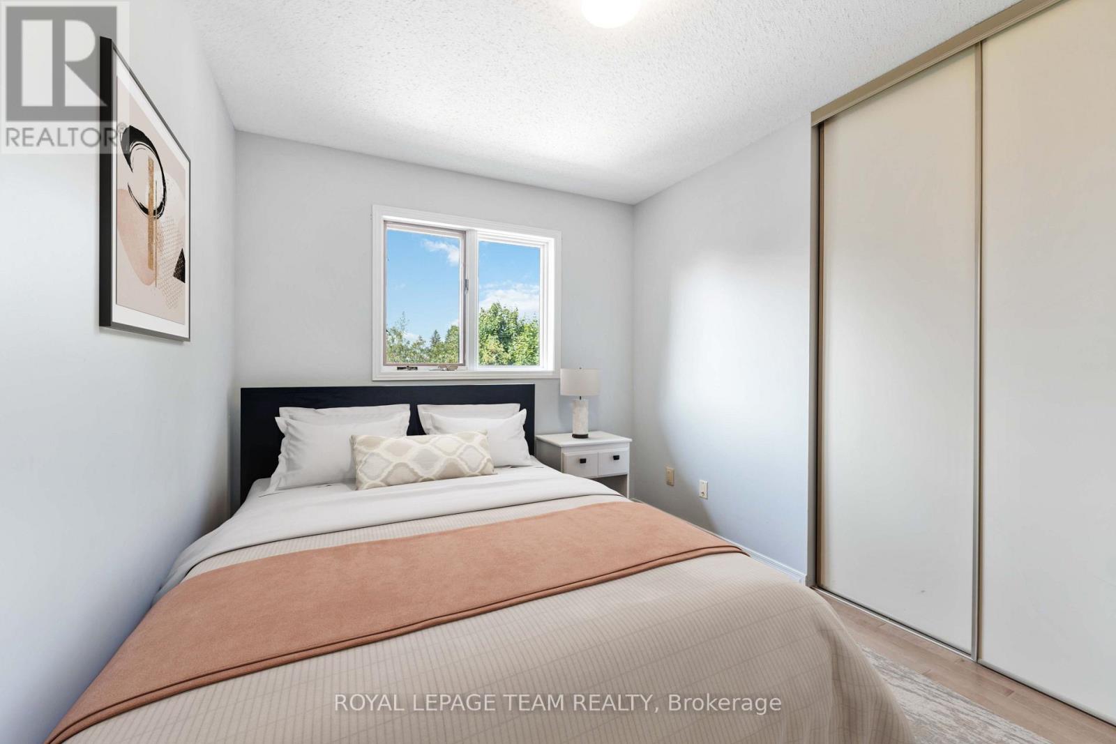 18 Ravenscroft Court, Ottawa, Ontario  K2S 1R3 - Photo 31 - X12472460