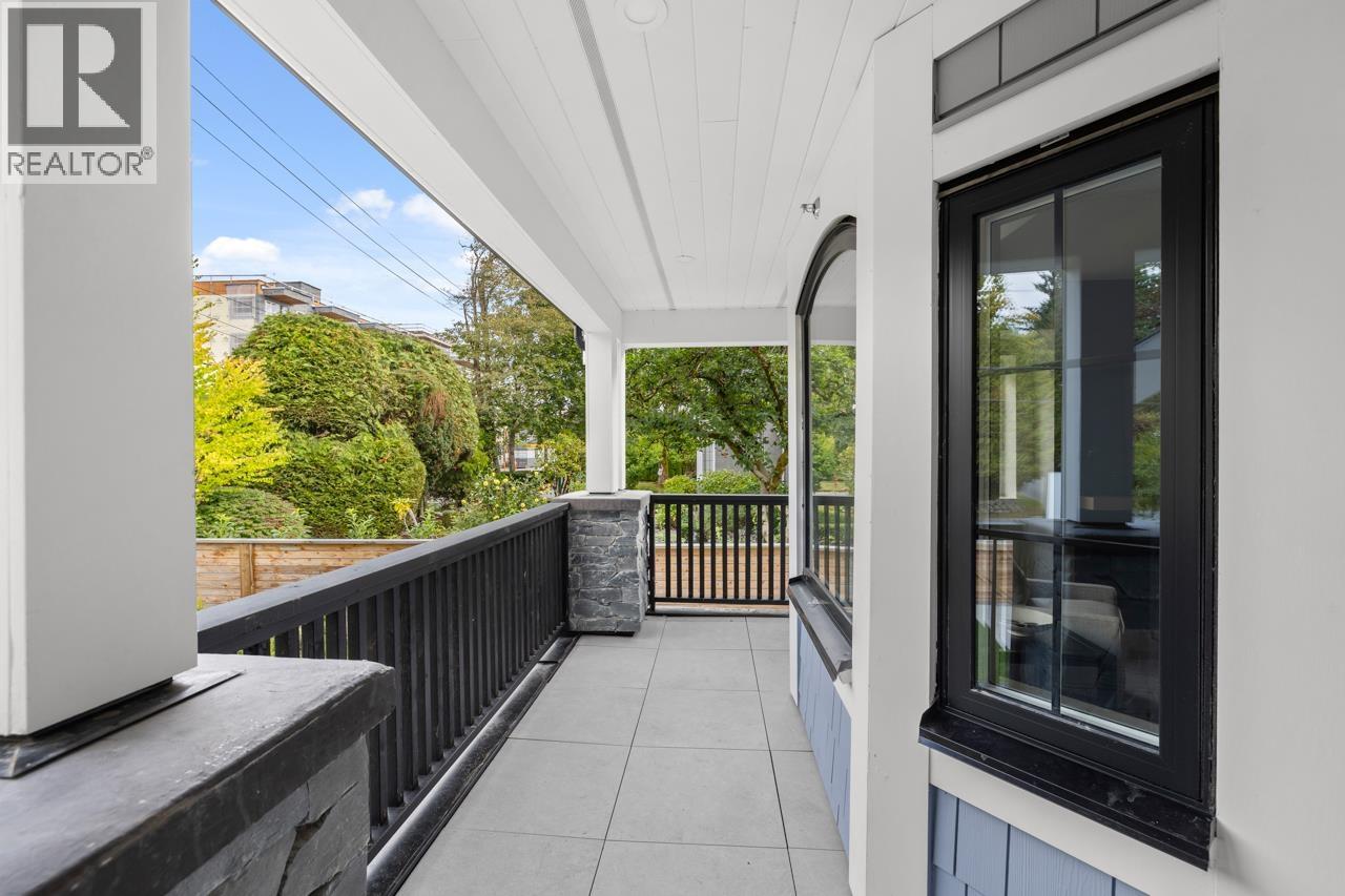 2436 W 49th Avenue, Vancouver, British Columbia  V6M 2V3 - Photo 32 - R3076268