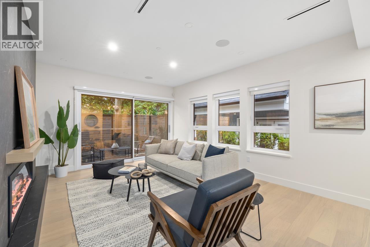 2430 W 49th Avenue, Vancouver, British Columbia  V6M 2V3 - Photo 6 - R3076271