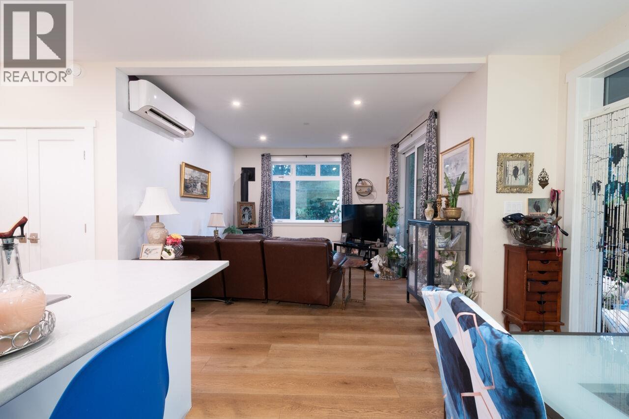 1078 Foxglove Lane, Bowen Island, British Columbia  V0N 1G1 - Photo 5 - R3076272