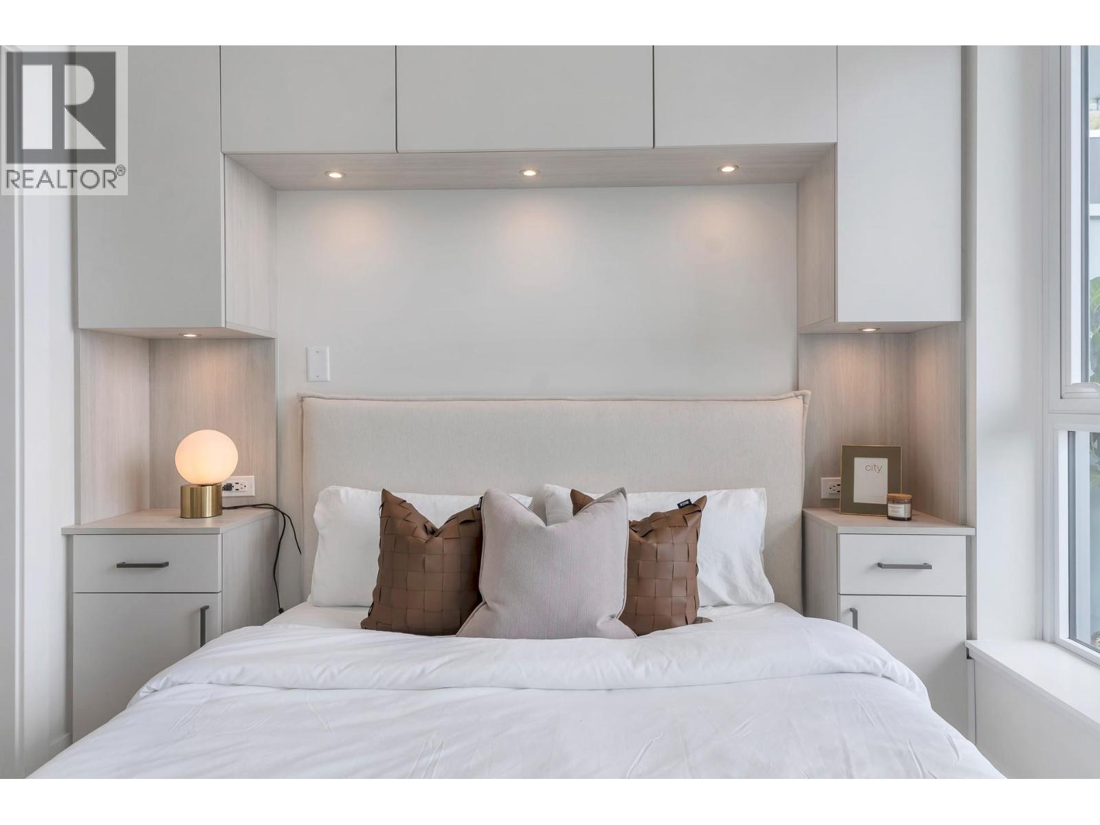 601 3438 Sawmill Crescent, Vancouver, British Columbia  V5S 0E3 - Photo 9 - R3076273