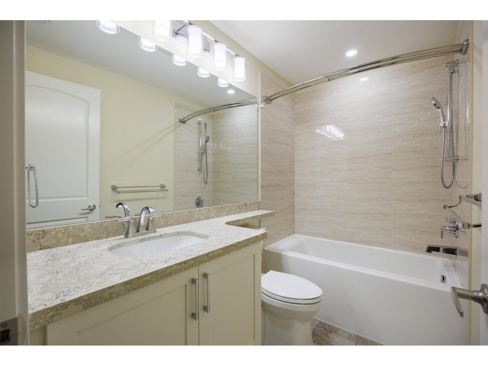 205 20367 85 Avenue, Langley, British Columbia  V2Y 3R1 - Photo 6 - R3076226