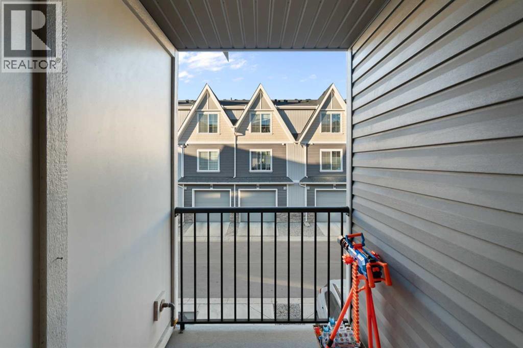 2003, 250 Fireside View, Cochrane, Alberta  T4C 2M2 - Photo 20 - A2269534