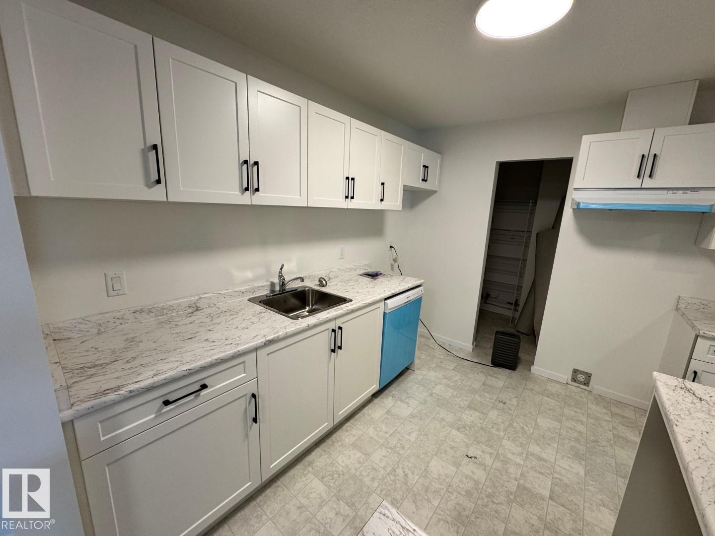 #23 3111 142 Av Nw, Edmonton, Alberta  T5Y 2H6 - Photo 5 - E4469109