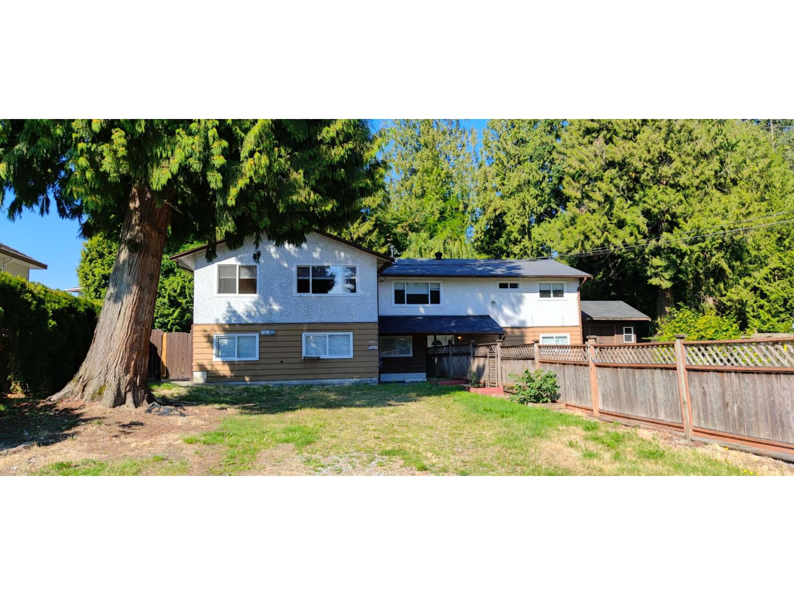 9687 131 Street, Surrey, British Columbia  V3T 3P4 - Photo 2 - R3076279