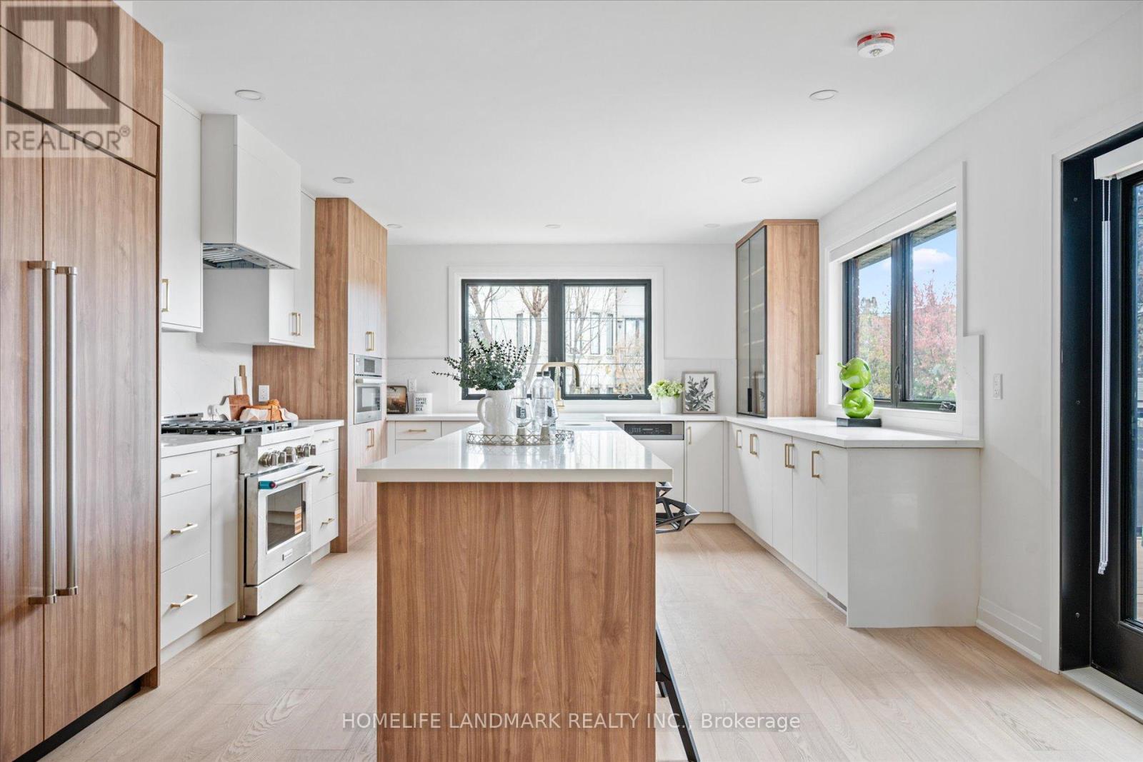 25 Sutcliffe Drive, Toronto, Ontario  M2K 2A5 - Photo 12 - C12664636