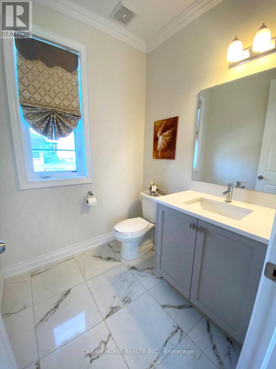 28 Larkin Avenue, King, Ontario  L7B 0N9 - Photo 9 - N12664644