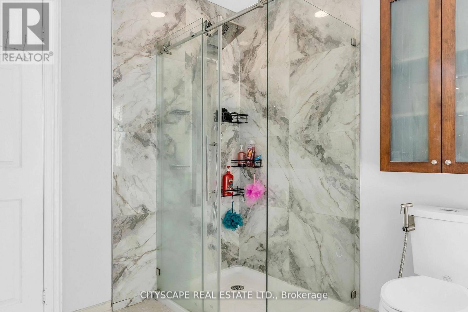 1048 Zimmerman Crescent, Milton, Ontario  L9T 5S8 - Photo 14 - W12664642