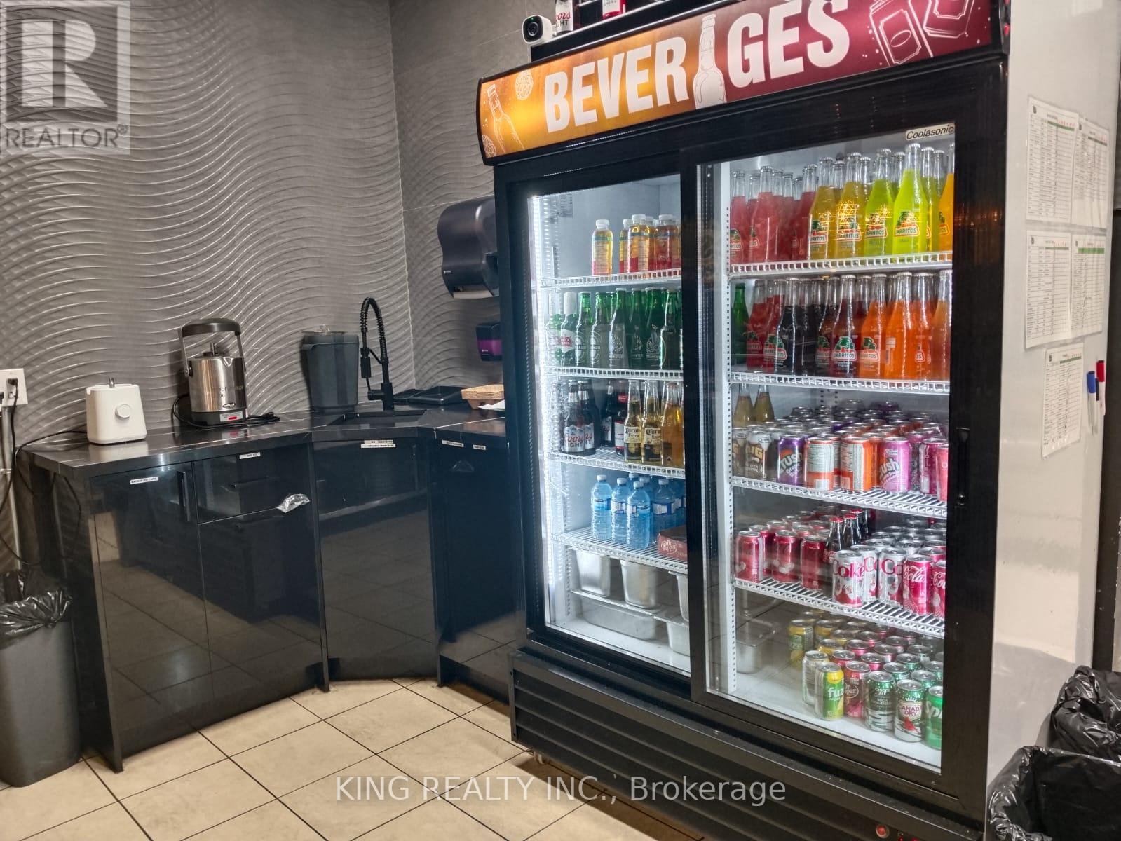 2372 Lake Shore Boulevard W, Toronto, Ontario  M8V 1B6 - Photo 12 - W12664650