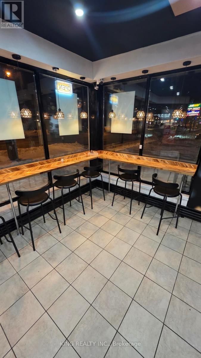 2372 Lake Shore Boulevard W, Toronto, Ontario  M8V 1B6 - Photo 4 - W12664650